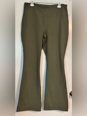 Women’s Land’s End flared leggings size large tall